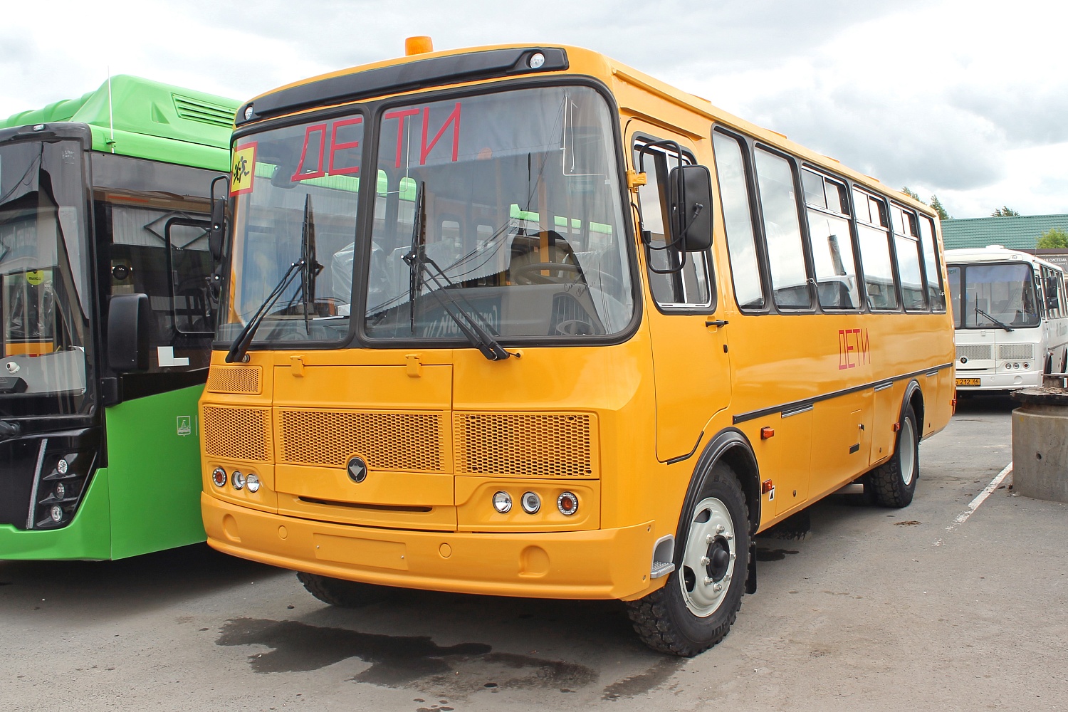 Автобус ПАЗ-423470-04 Школьный